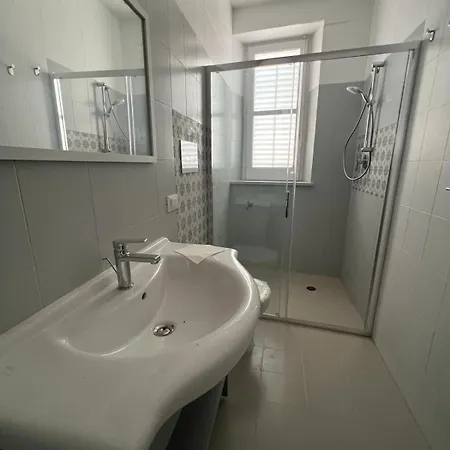 فيلة Sea View شينيسي