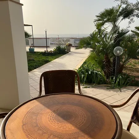 Sea View *